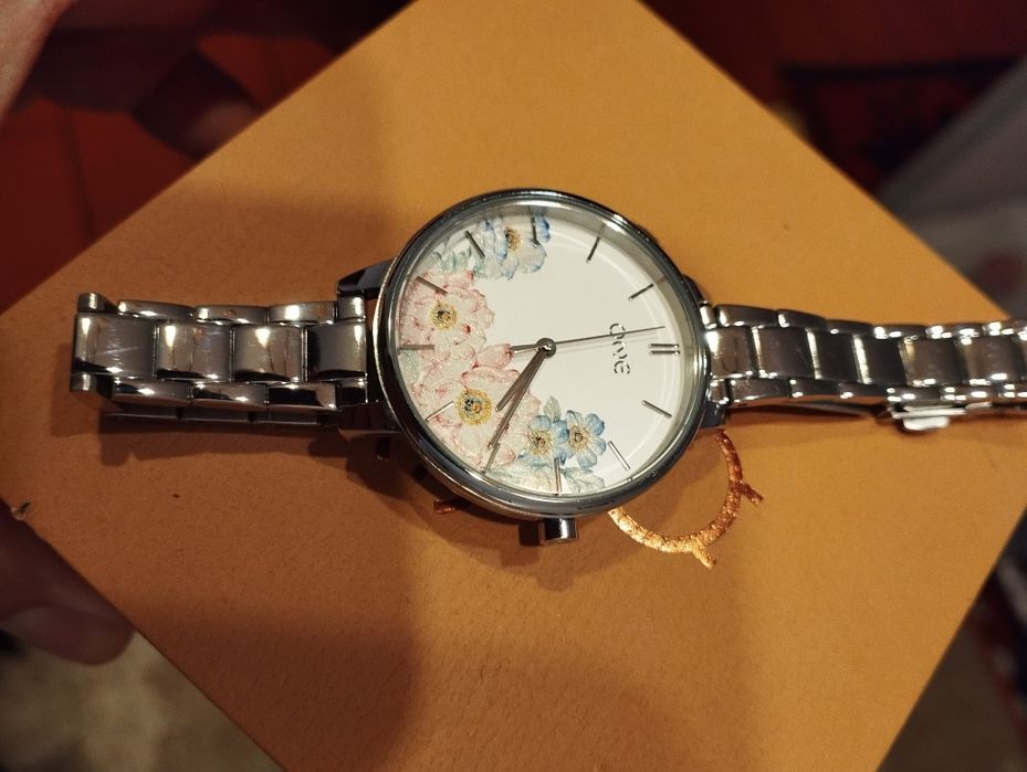 Relógio de mulher One