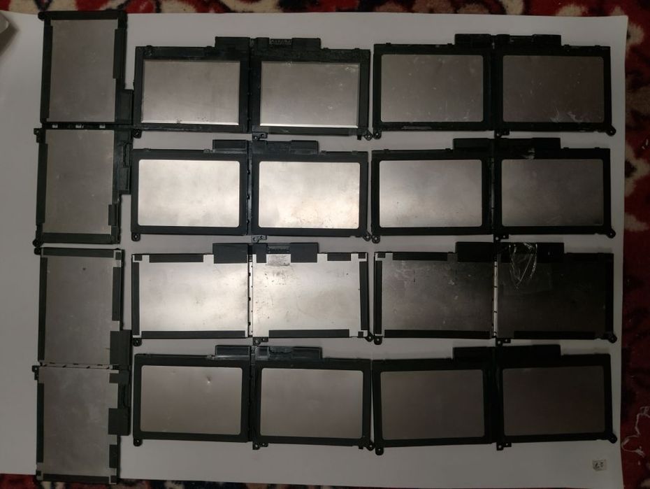 Аккумуляторы от ноутбуков

Состояние не известно. Б/у. 10 шт.