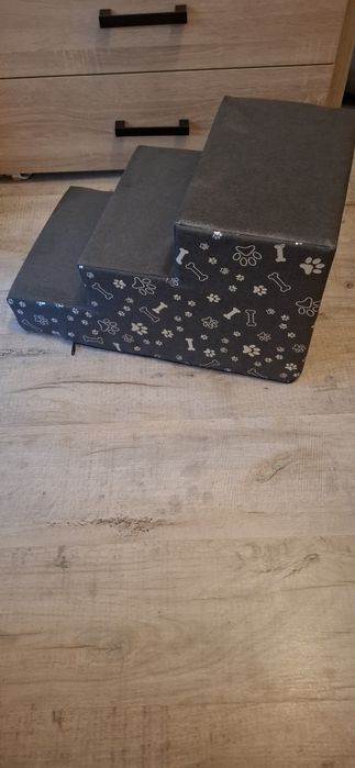 Schodki dla psa nowe
