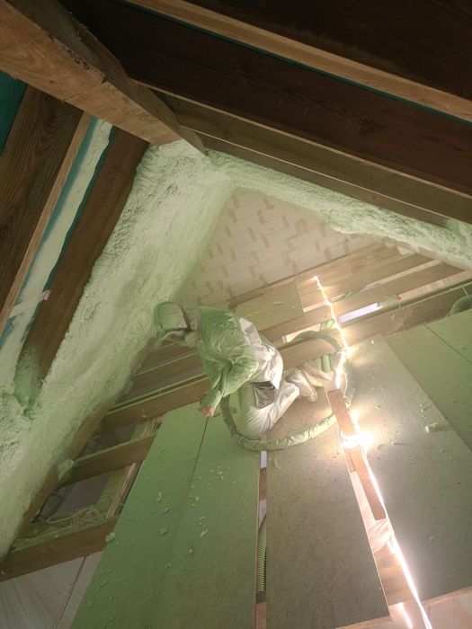 Ocieplanie pianą PUR