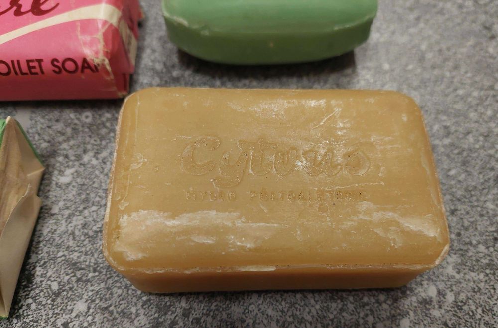 Mydła toaletowe wyborowe, dezodoryzujące , czasy PRL