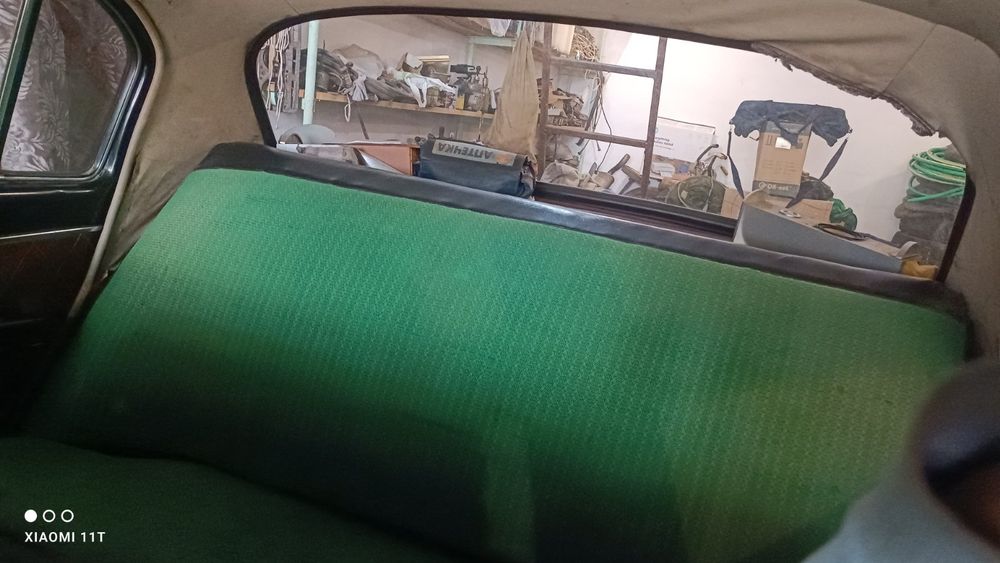 Автомобіль ГАЗ 21