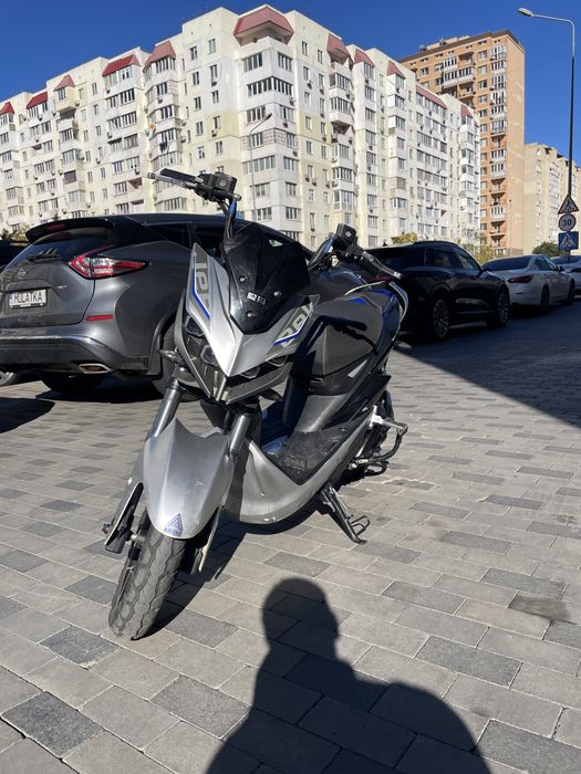 электроскутер продам
