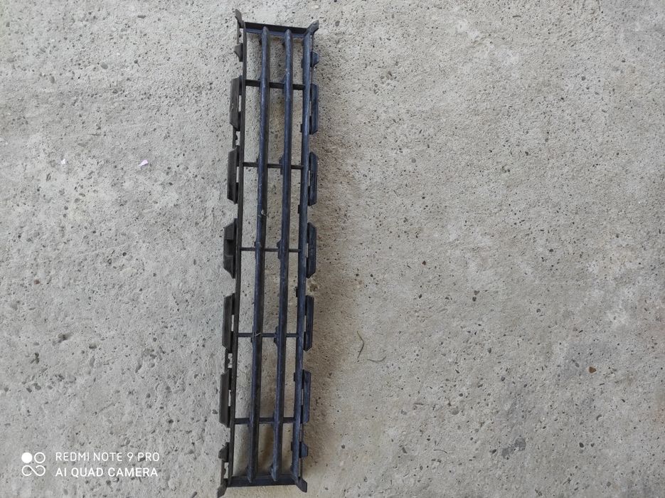 Решітка бампера Рено Меган2 2005р.