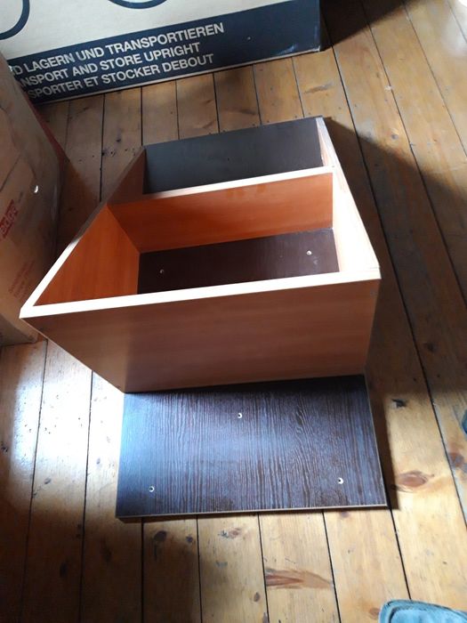 Regał ,półka ukosnu)110/58/47cm(idealny do garażu) transport