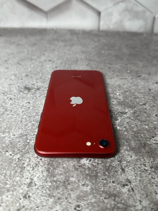 Iphone SE3 2022р red гарний стан