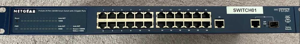 NETGEAR ProSafe 24port 10/100 Smart switch with 2 gigabit port