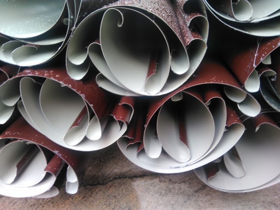 rynna z blachy powlekanej kolor brązowy RAL 8017 połysk 150 mm x 4 mb