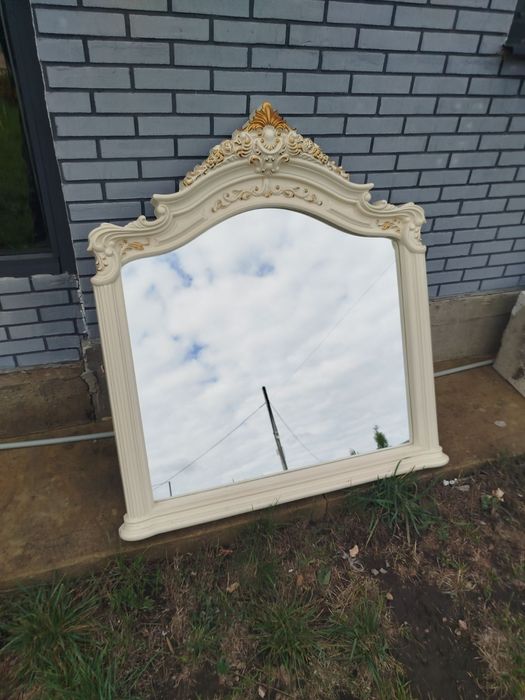 Дзеркало для вітальні, спальні