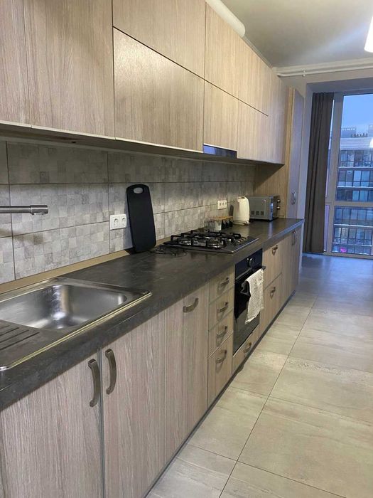 Квартира Подобово,Погодинно,Центр,Яровиця,ПАРКОМІСЦЕ