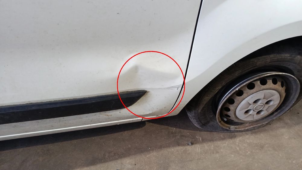 Porta frente direita FIAT Fiorino Furgão/Combi (225_)