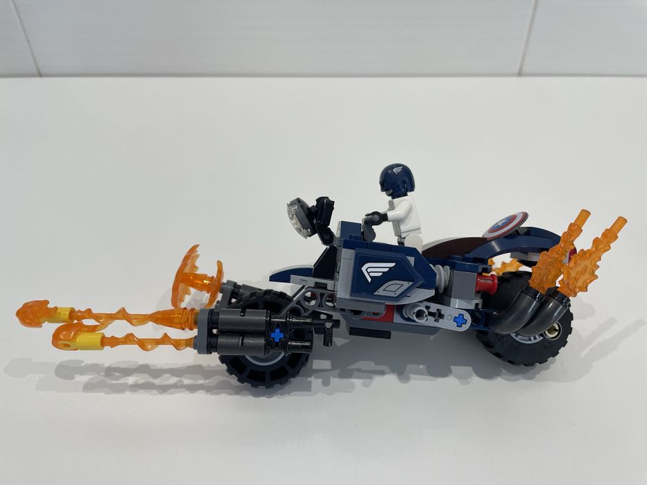 LEGO Captain America - OUTRIDERS ATTACK (from Avengers Endgame) 76123