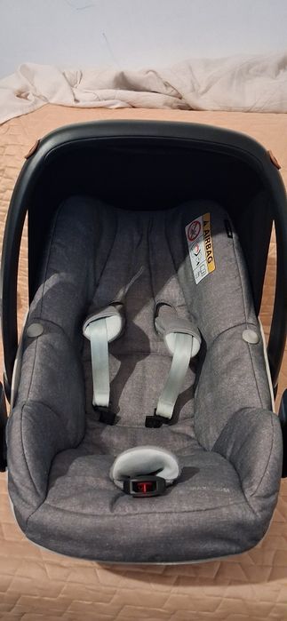 Cadeira auto tipo ovinho Maxi-Cosi Pebble Plus