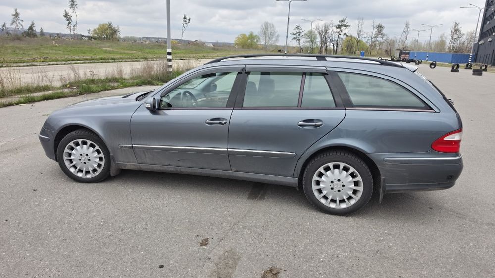 Продам Мерседес Е280