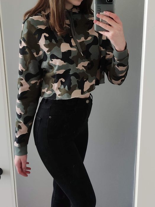 Krótka bluza moro z kapturem H&M
