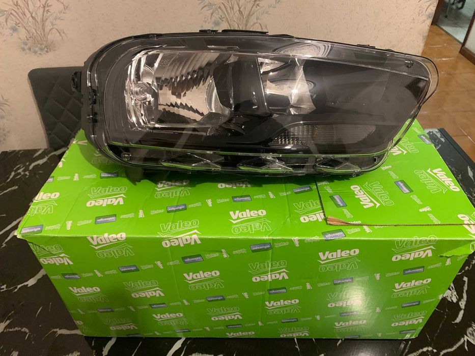 Farol Principal VALEO – Citroën C4 Cactus