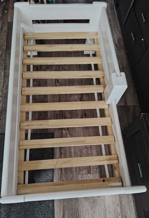 Łóżko dziecięce 125x65