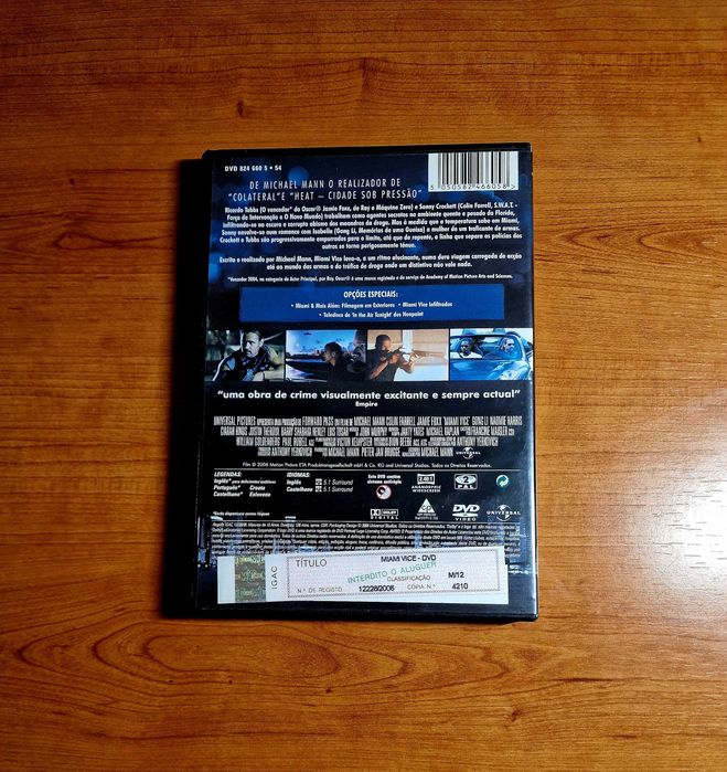 MIAMI VICE (Michael Mann) Colin Farrell/Jamie Foxx/Naomie Harris/Gong