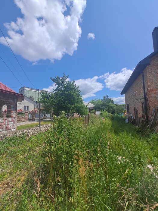 Продаж земельної ділянки під забудову поблизу центру Тернополя