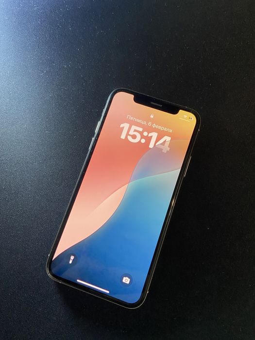 Продам iPhone XS/10