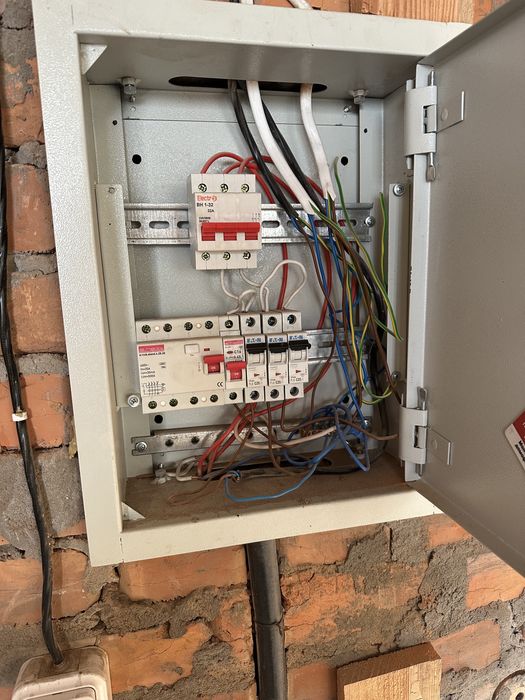 Продаж 3 кімн.  квартири ЖКАкварелі2/Вишневе