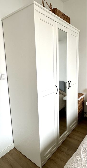 Roupeiro IKEA SONGESAND branco – como novo (120x60x191 cm)