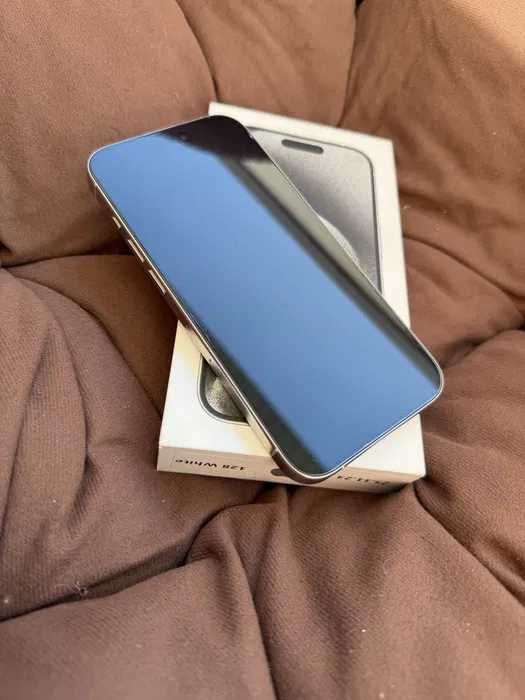 iPhone 15 Pro Biały 128 Gb, Pierwszy właściciel, Cortland, Super STAN