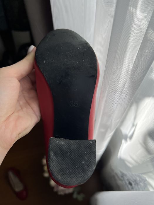 Туфлі жіночі червоні