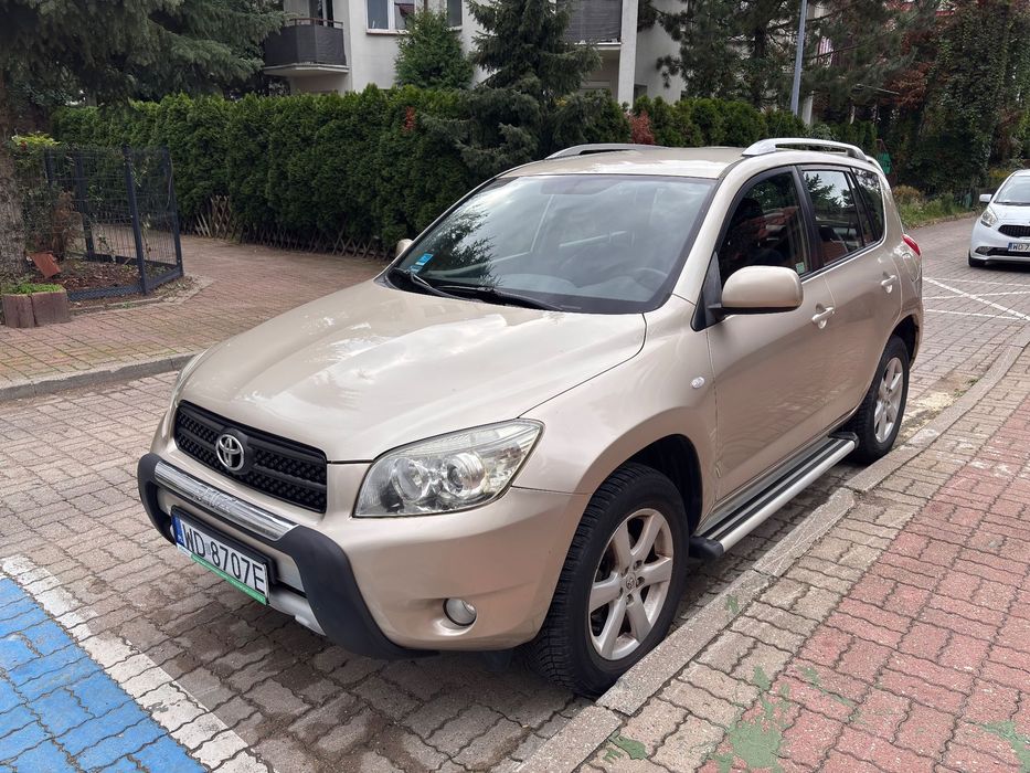 Toyota RAV-4