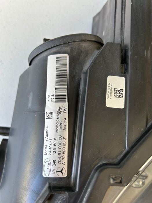 Farol mercedes SLK R172 impecavel