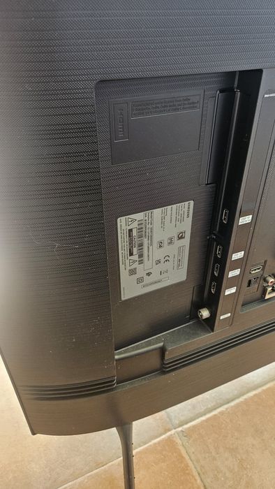 Samsung Crystal UHD TU8000 50" (125cm) Para peças