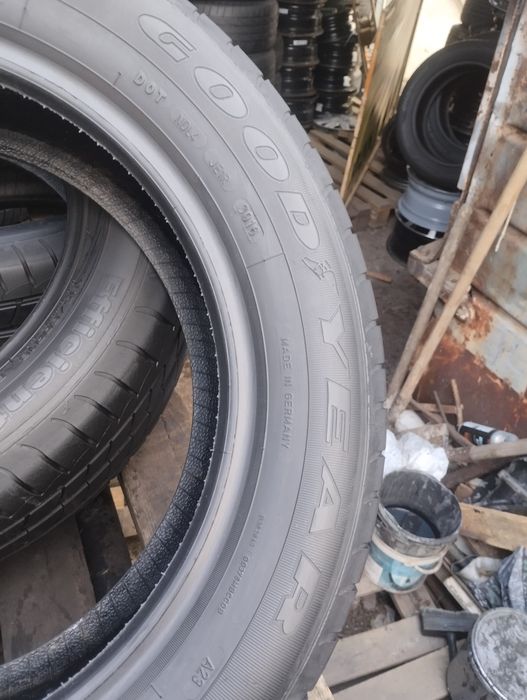 195/60/16 Good year efficient grip