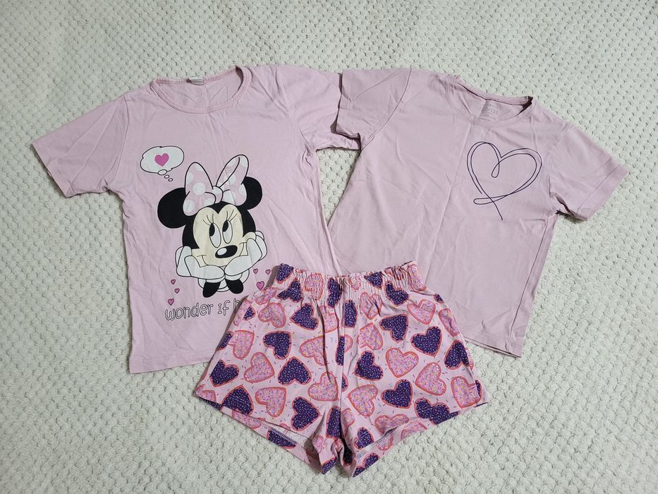 Пакет речей для дівчинки 122-128 розміру