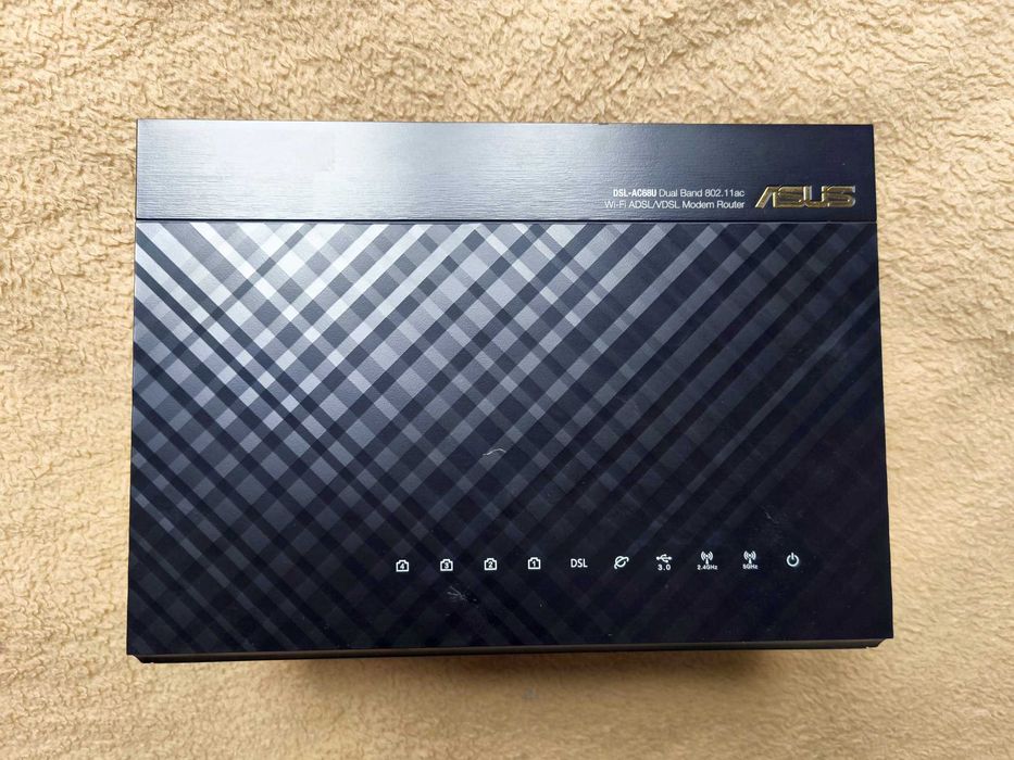 Router ASUS DSL-AC68U (1900Mb/s a/b/g/n/ac Aneks A/B, USB 3.0)