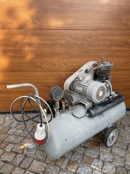 Kompresor sprężarka DDR 10Bar 380V 400V bardzo dobry stan
