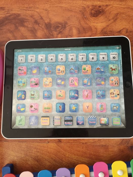 Tablet edukacyjny