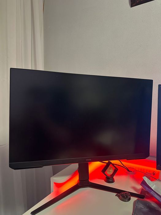 Монитор Samsung G3