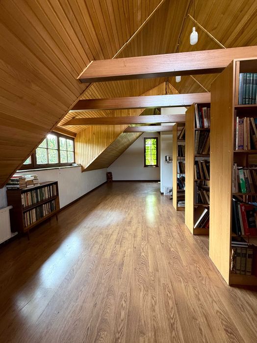 Продаж заміський будинок 450м2 15 сот.землі Брюховичі р-н рест. Байка