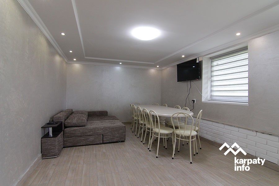 Котедж з чаном та сауною в Карпата біля гк Плай оренда будинку