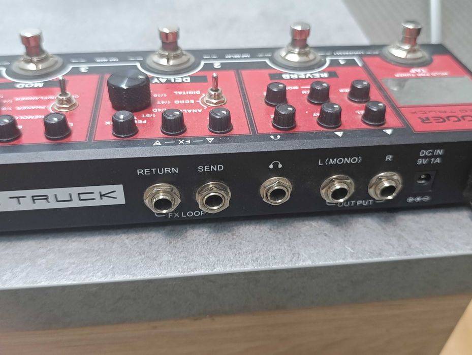 mooer red truck pedal