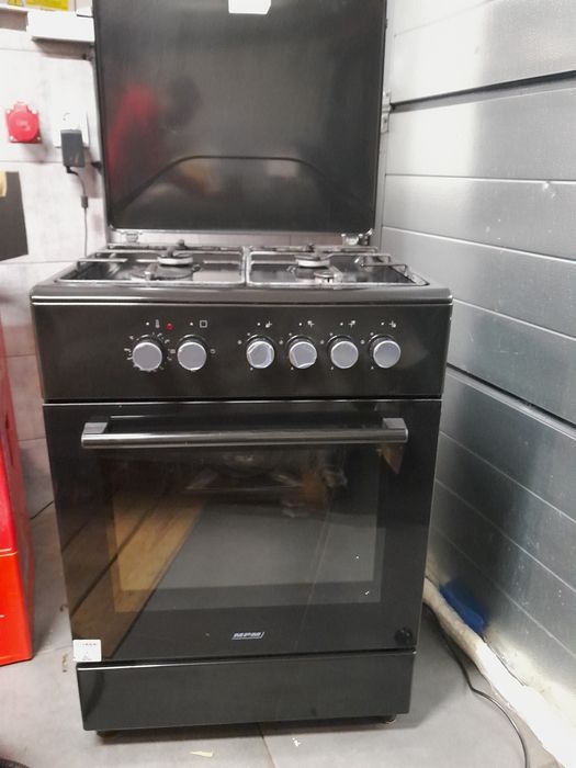 Kuchnia gazowo-elektryczna