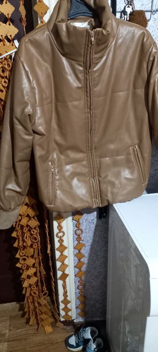 Куртка шкіряна осіння