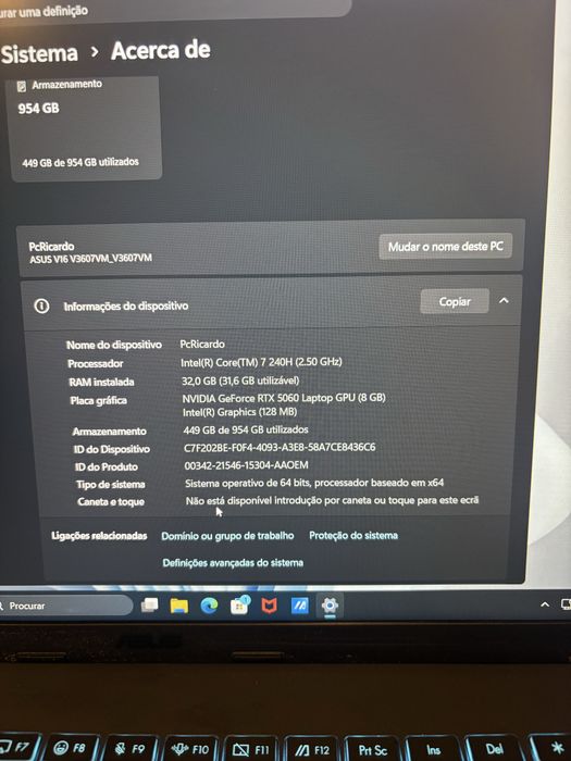 Portátil gaming Asus V16