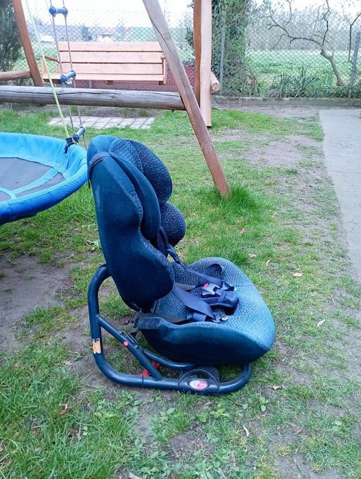 Sprzedam fotelik samochodowy