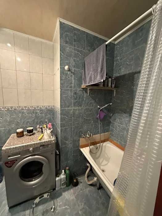 Продам 1 комнатную квартиру в районе пр. Мазепы ( Авиационная)