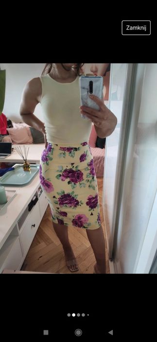 Ołówkowa bawełniana spódnica midi w kwiaty
