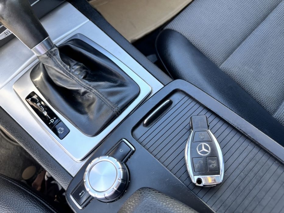 Mercedes-Benz C250 204CV NOVA