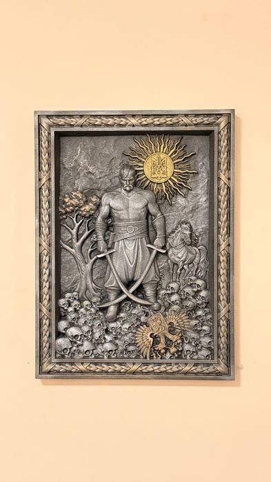 Деревʼяна картина ручної роботи з натурального дерева