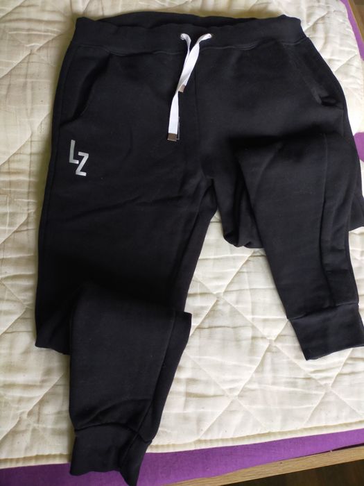 Spodnie dresowe marki Lily Zeal, rozmiar L, Black Tulip
