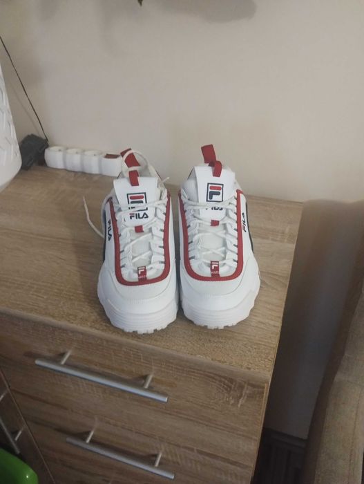 Nowe Buty damskie FILA sportowe białe